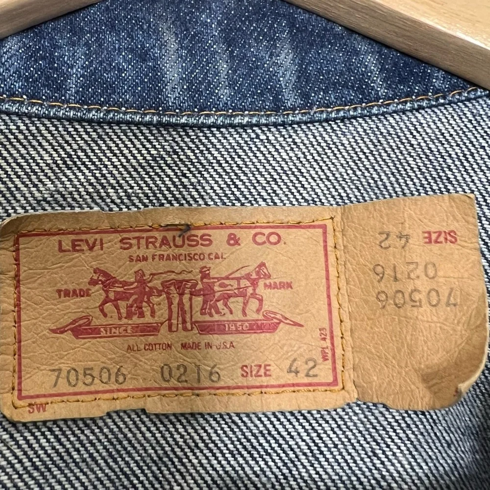 Vintage 80’s Levi’s Trucker Jean Jacket Denim Blue Style 70506 Size 42